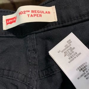 Levi’s 502 regular taper size 18 reg, W29XL29